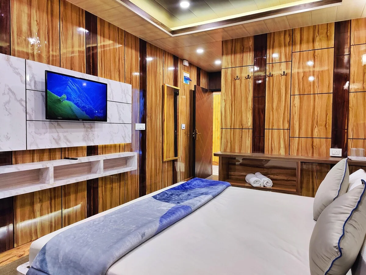 Amar Homestay Elevate your Travel 3