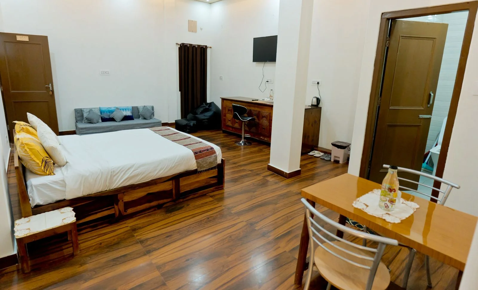 Home Blossom Homestay - next