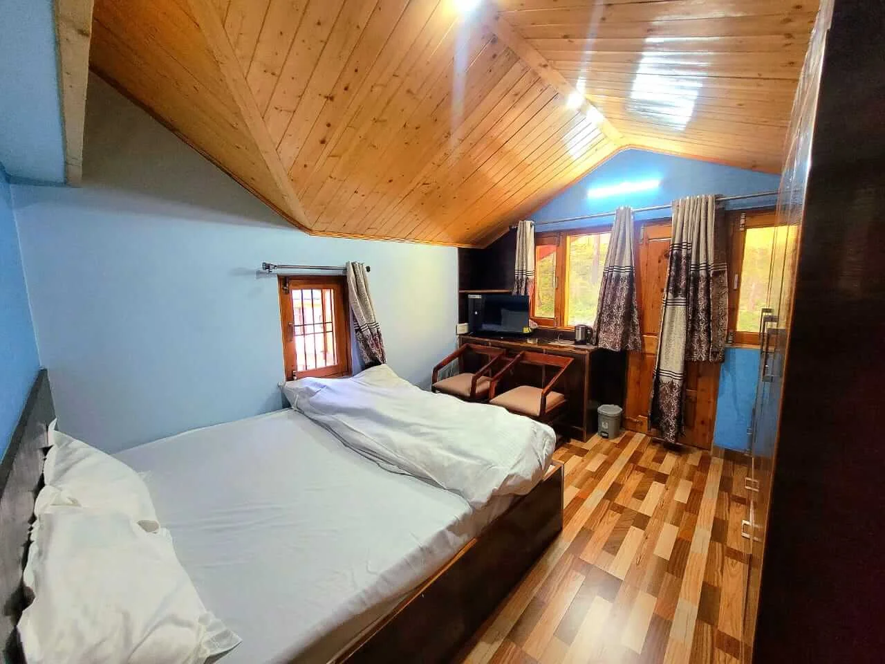 Pine Paradise - Jungle View Room 3