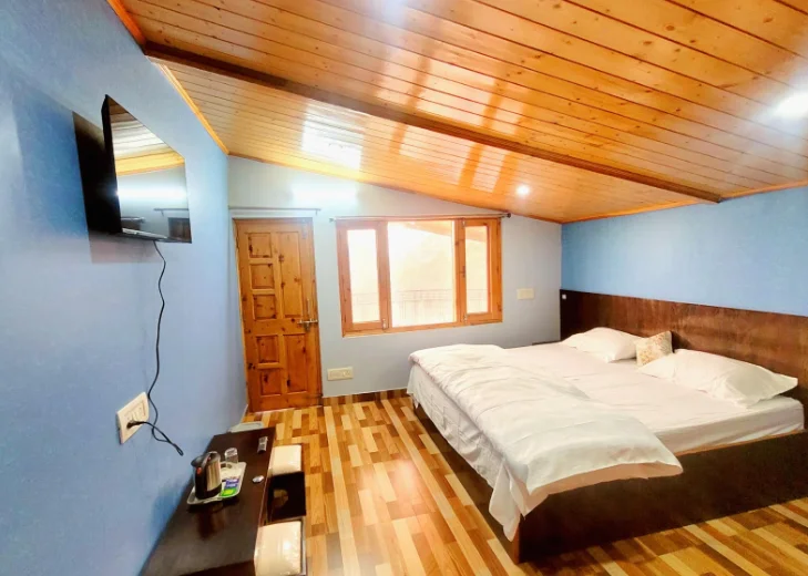 Pine Paradise - Mountain View Room - next