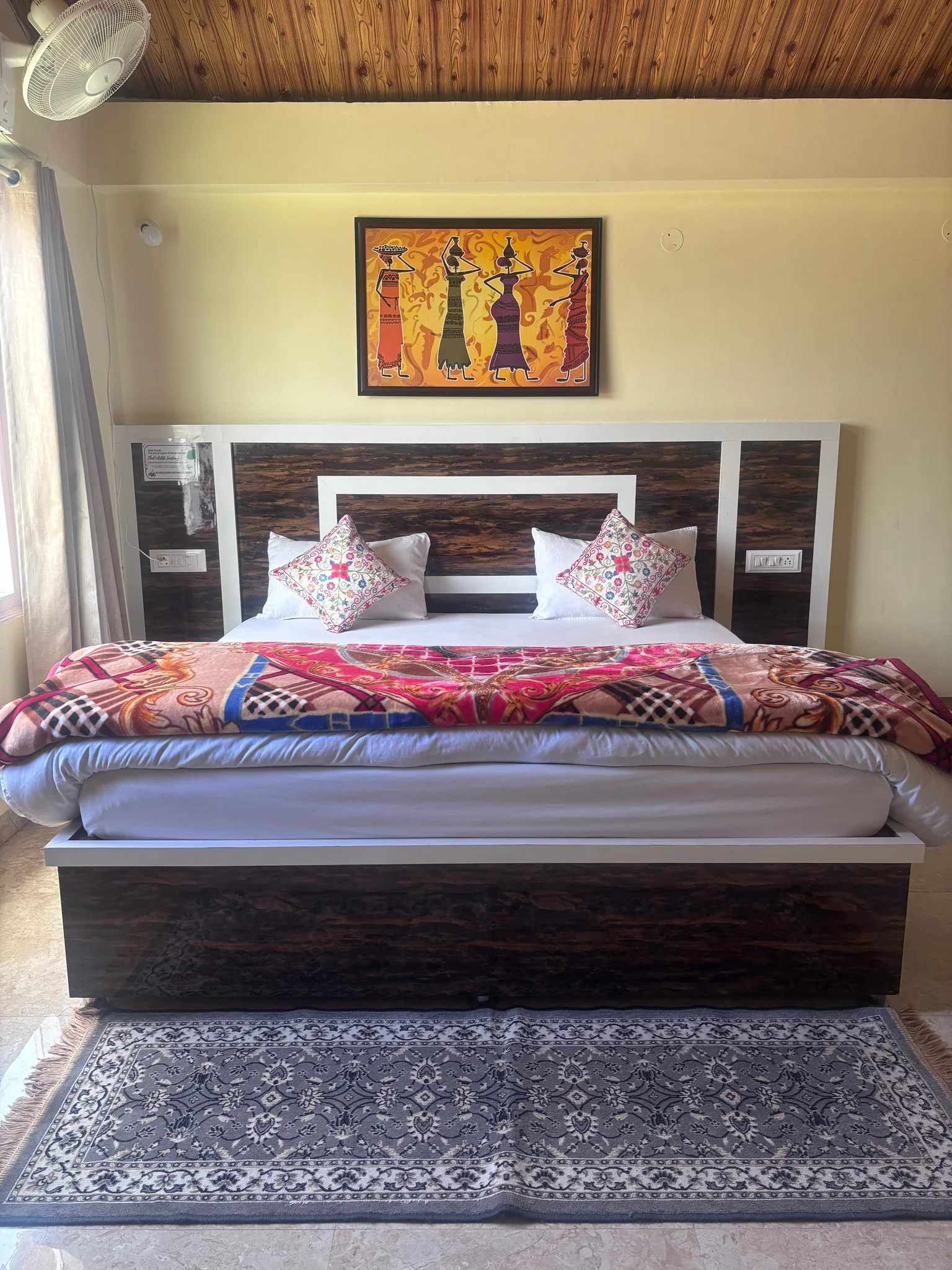 The Hideaway Chail 4