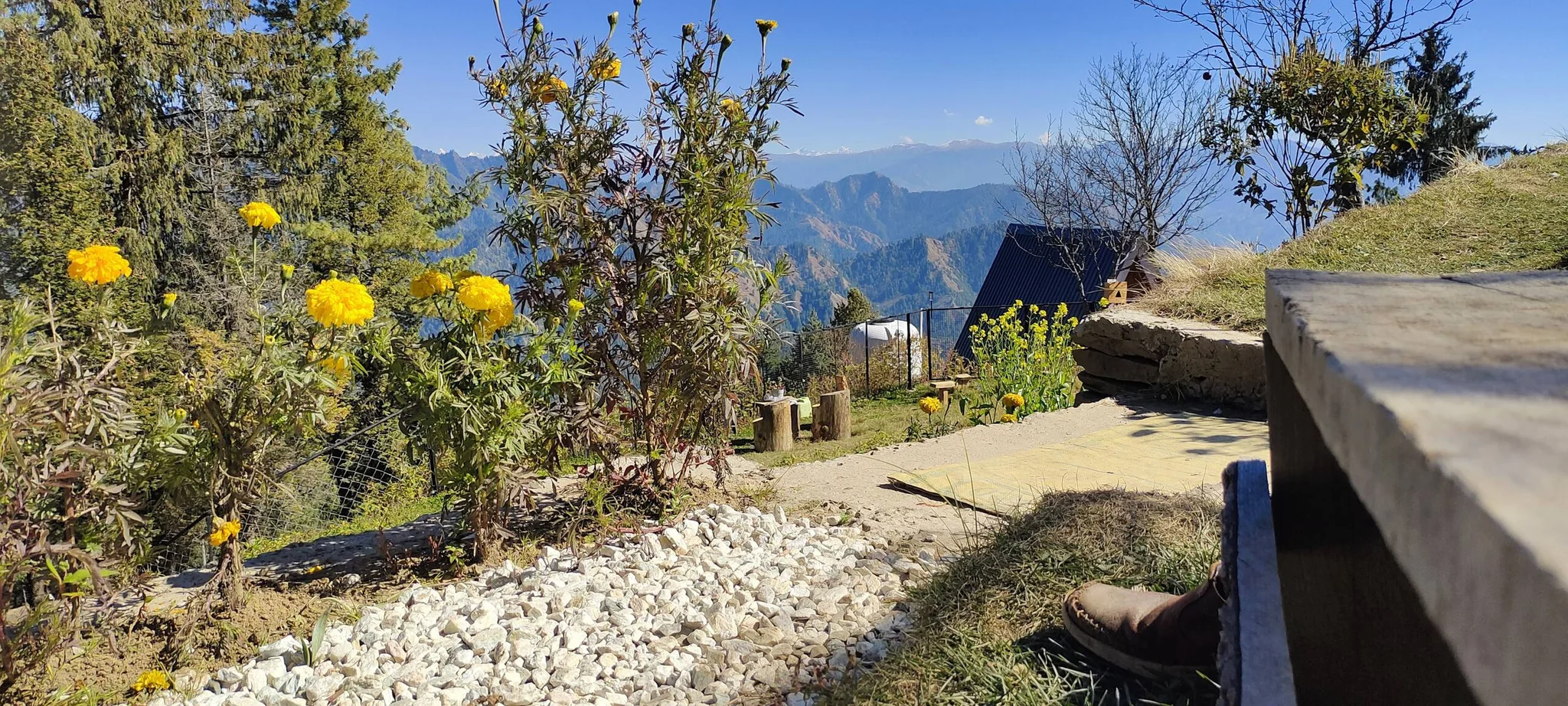 Himalayan Nature Homestay - Deluxe Mountain Cottage with kitchenette - previous