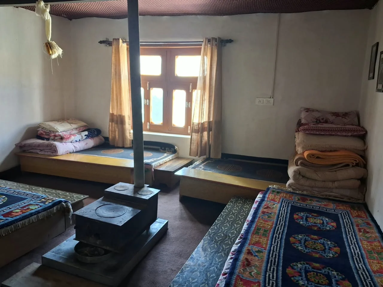 Deshek Homestay - next