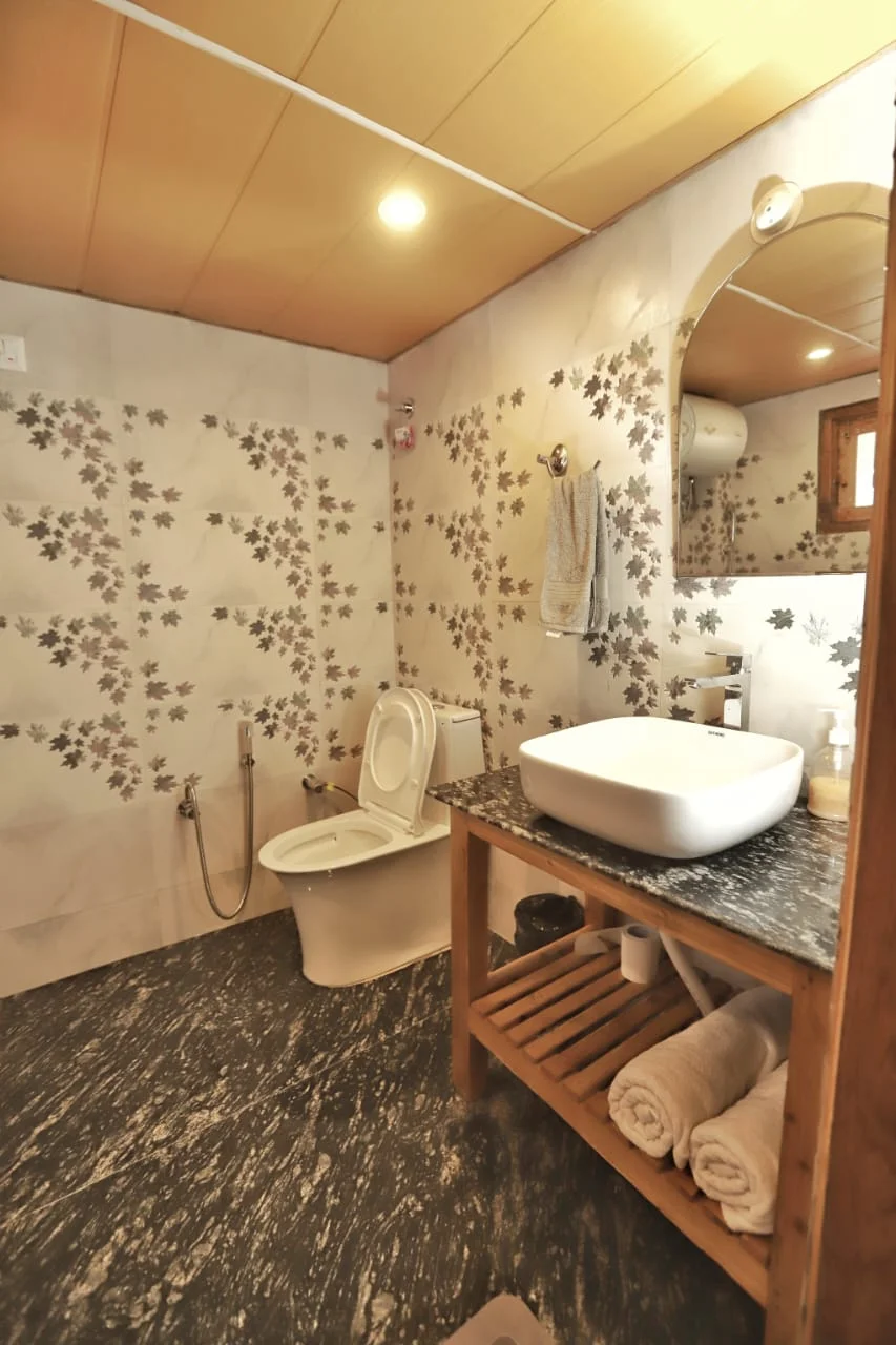 Dyar Kaul: Luxury Boutique Stay - previous