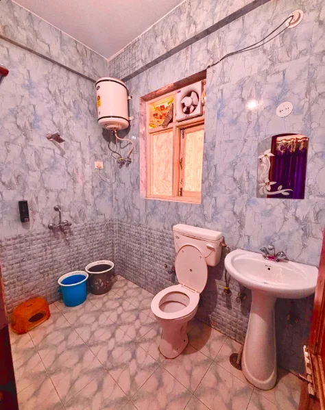 Kudrat Homestay - Family sweet with kitchen and tarrace - previous