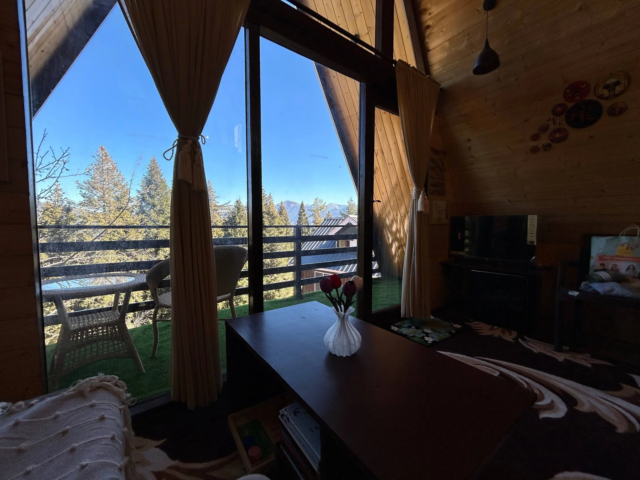 Himalayan Nature Homestay - Deluxe Mountain Cottage with kitchenette 5