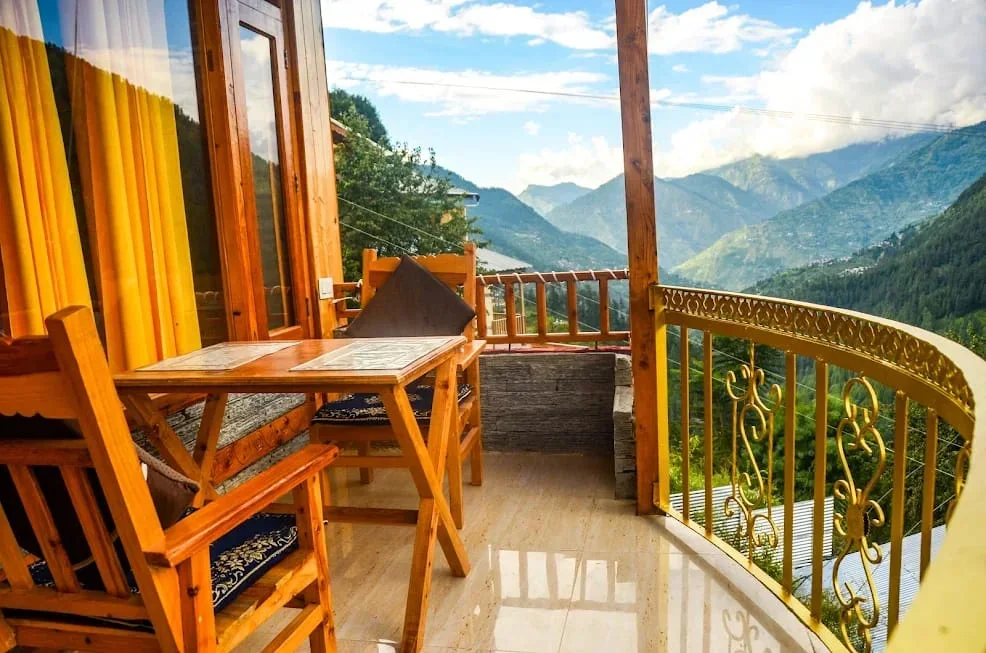 Serene Mountain View Homestay