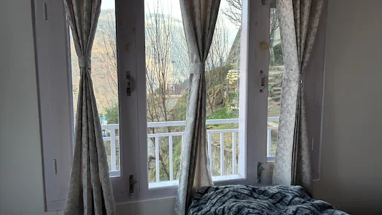 Sunrise View Farm-Stay 4